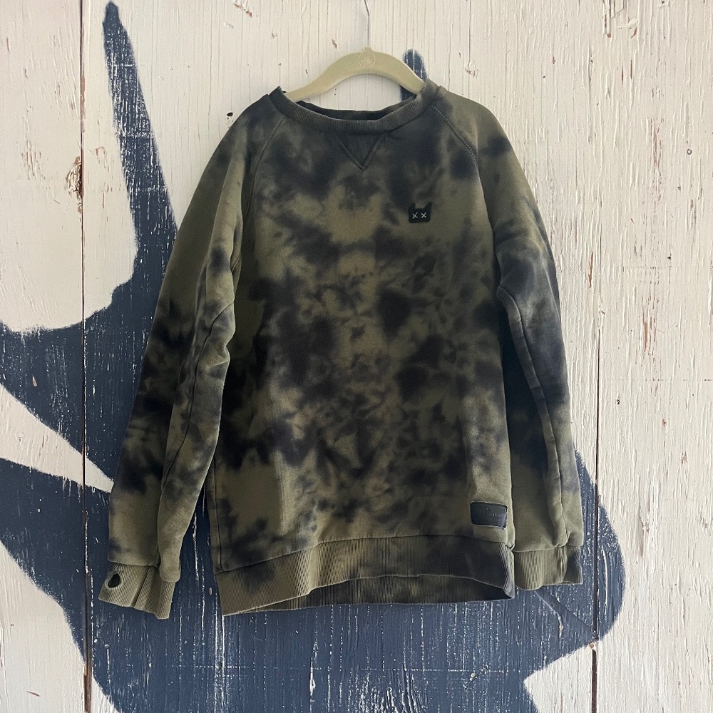 MUNSTER KIDS WATER CREW SWEATSHIRT IN OLIVE DYE BOYS SZ: 10